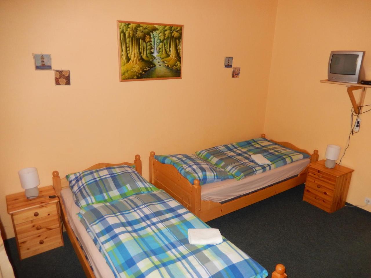 Hotel Penzion Manetin U Sv. Barbory Esterno foto